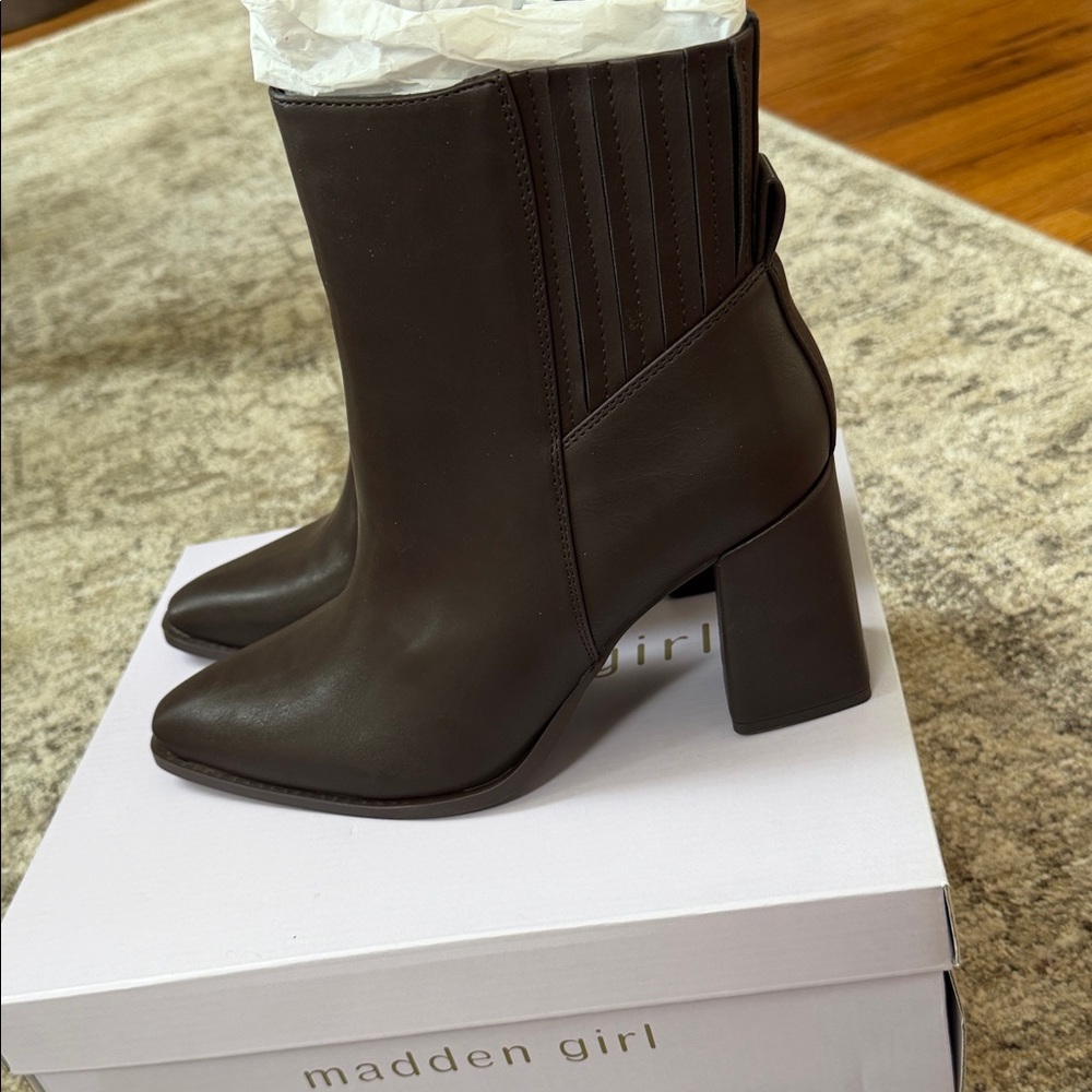 Madden Girl Dark Brown Heeled Boots